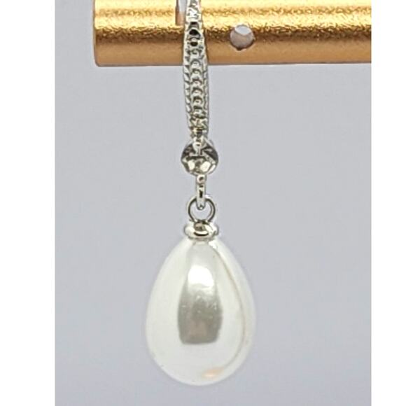 Delicate Faux Pearl and Rhinestone Drop Earrings Silver Tone Metal - Picture 2 of 4